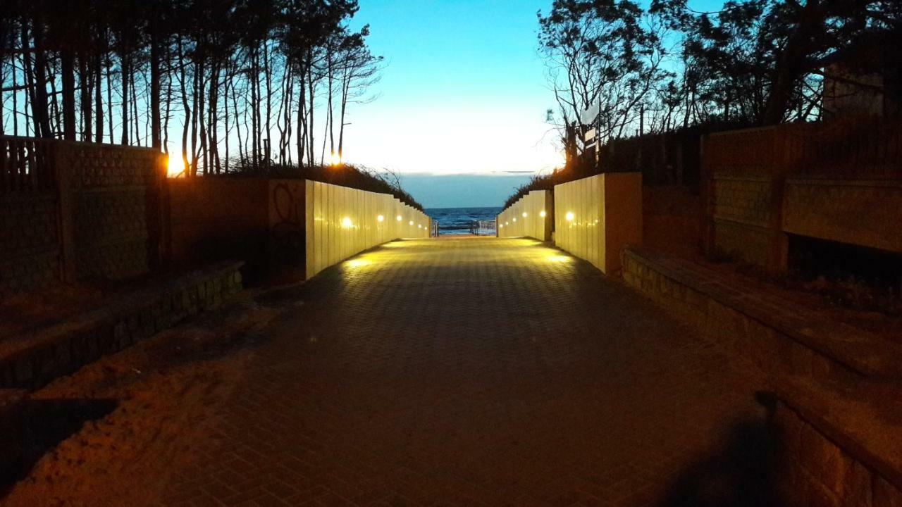 Apartamenty Przy Brzegu Rowy  Bagian luar foto